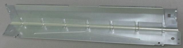1783050100 C00873058 Lamiera supporto anteriore inferiore Beko