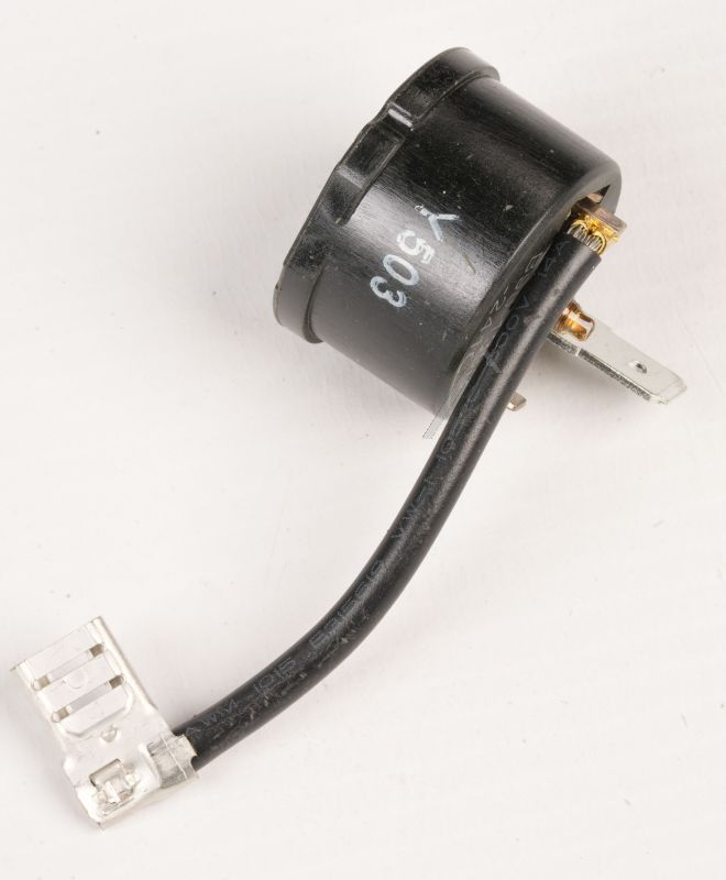 1364063113 Salvamotore compressore Electrolux