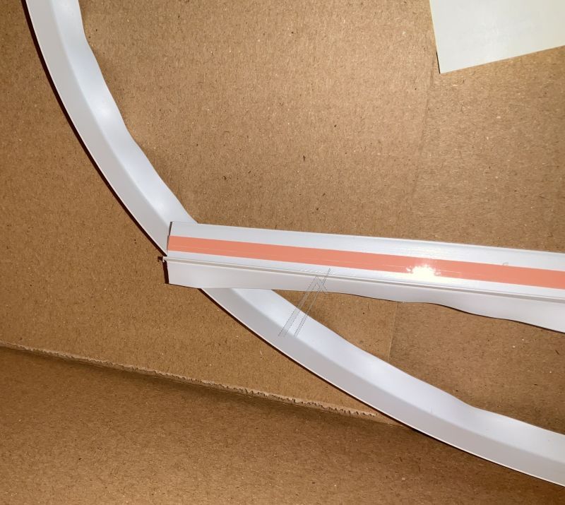 2231093556 Coprifuga laterale 7801 L=159 Electrolux
