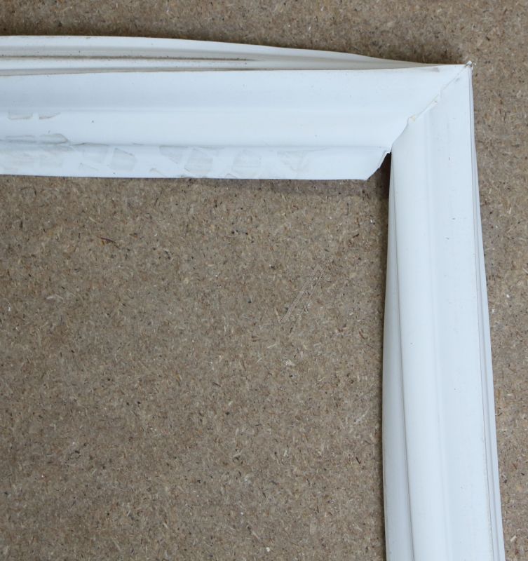 2426448516 Guarnizione porta magnetica Aeg
