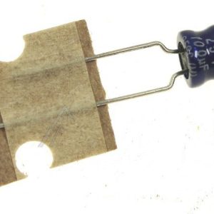 2401-000302 Condensatore elettrolitico alluminio 100µF 25V 20% 6x11 mm, spaziatura 5 mm, a foro passante (TP) Samsung 2401000302