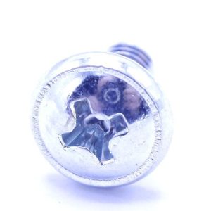 C00259083 482000085243 Vite M4x8 Whirlpool