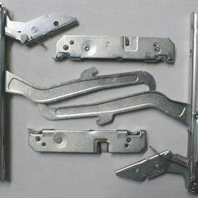 KIT CERNIERE + CONTROCERNIERE  PORTARULLI PER FORNO ARISTON INDESIT KCF0294