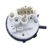 Pressostato originale lavatrice SMEG La/Lb08 7Kg 816210378. Controlla il livello dell’acqua, compatibile con vari modelli, affidabile e di lunga durata.